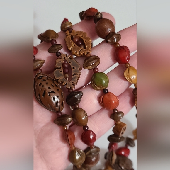 Vintage nuts and seeds long necklace Fall Autumn 44" beautiful colors euc - Picture 8 of 8